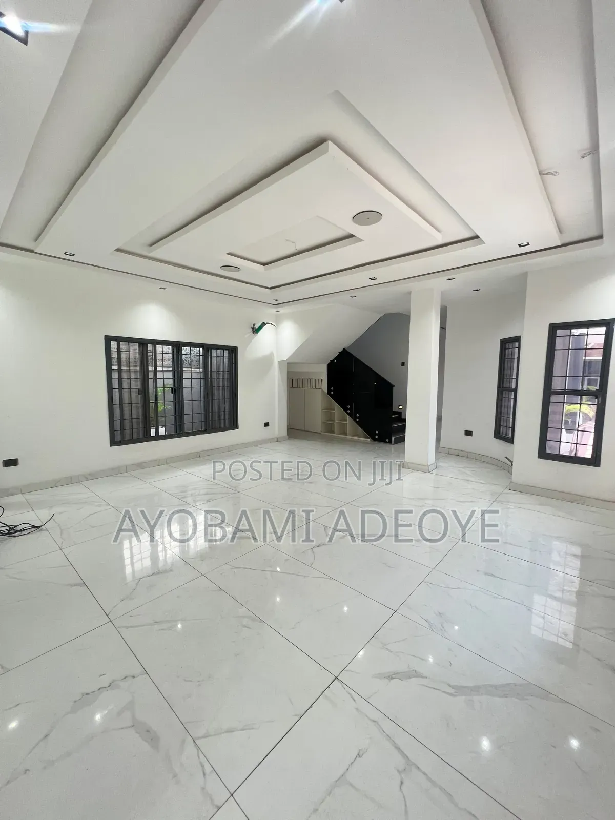 5bdrm Duplex in Lekki Phase 1 for rent