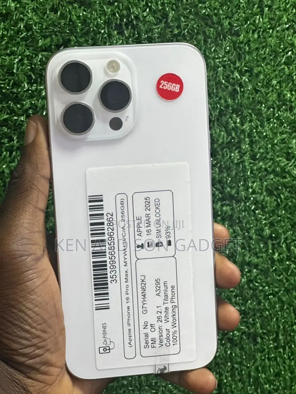 Apple iPhone 16 Pro Max 256 GB Gold