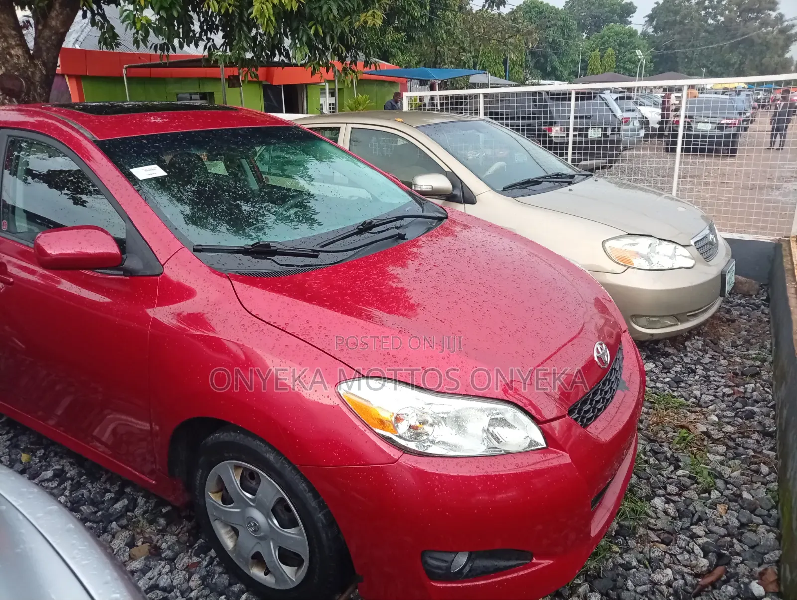 Toyota Matrix L Hatchback FWD (1.8L 4cyl 5A) 2013 Red