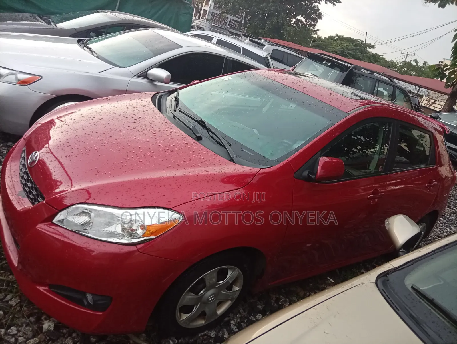 Toyota Matrix L Hatchback FWD (1.8L 4cyl 5A) 2013 Red