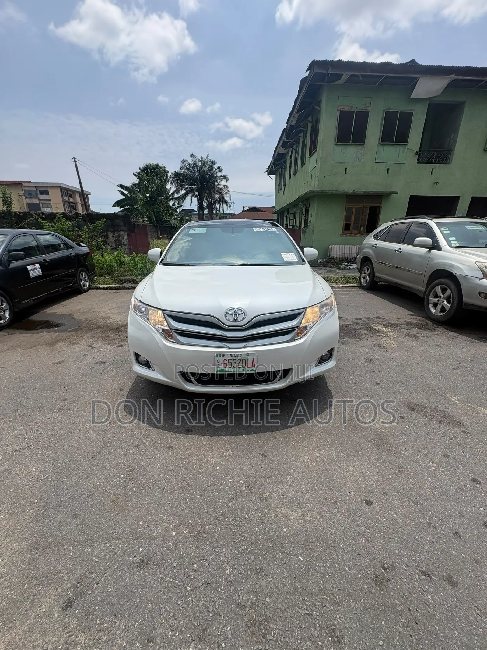 Toyota Venza 2011 White