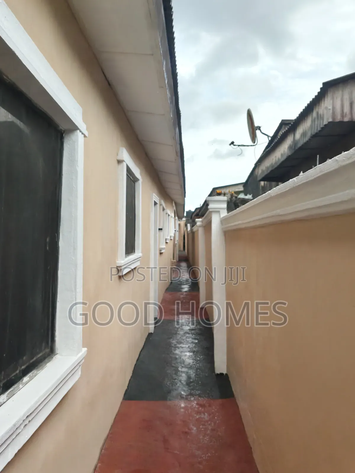 Furnished 20bdrm Block of Flats in Igando for sale