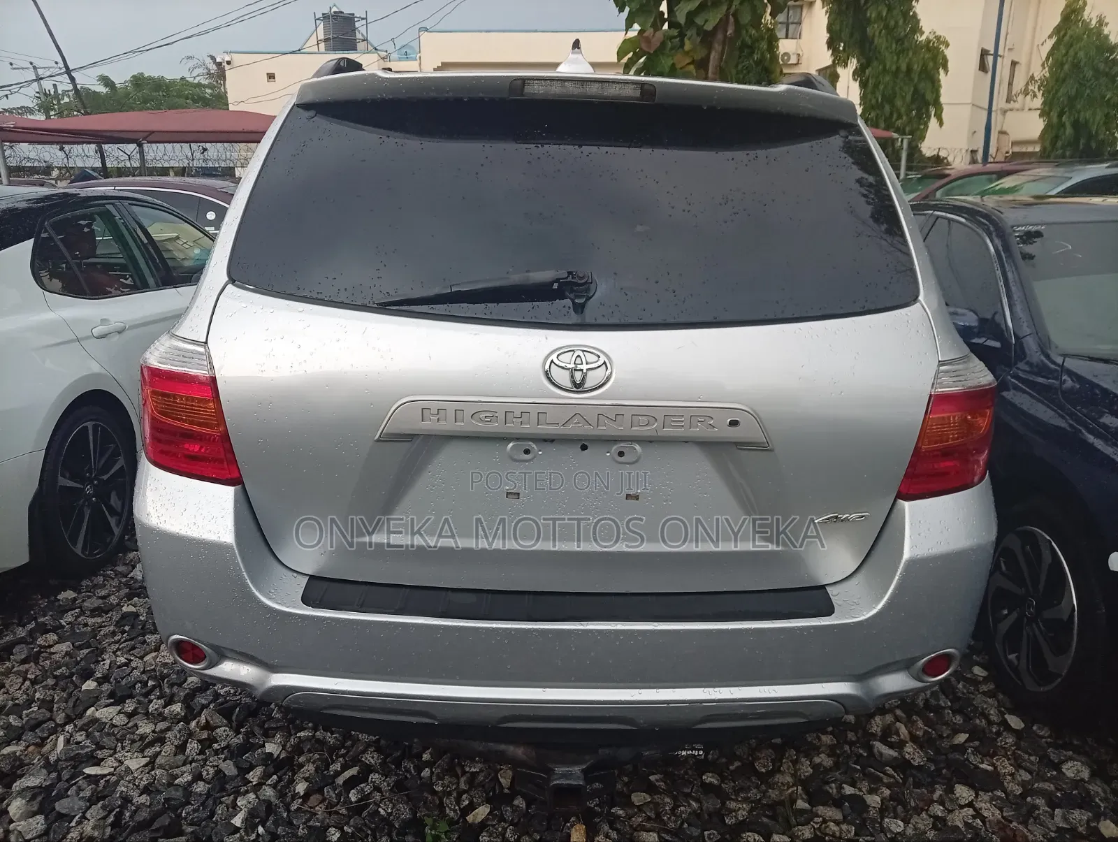Toyota Highlander Base 2010 Silver
