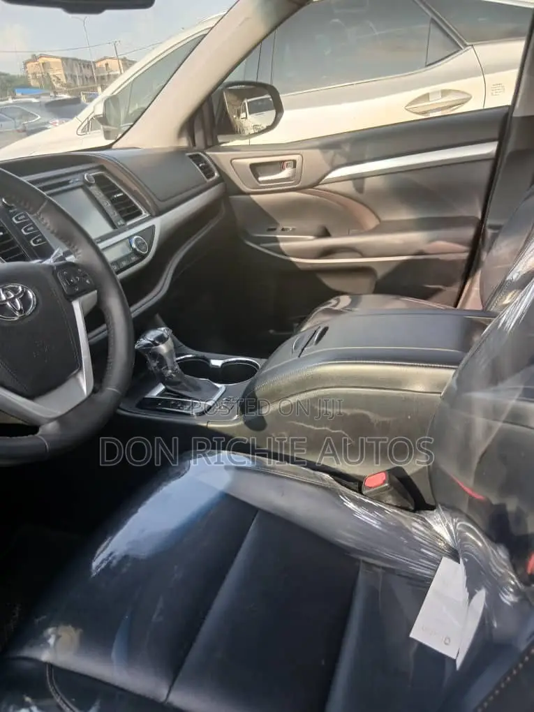 Toyota Highlander 2016 Gray