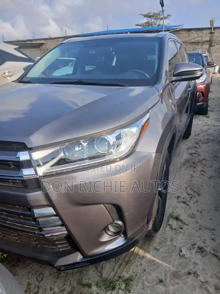 Toyota Highlander 2016 Gray