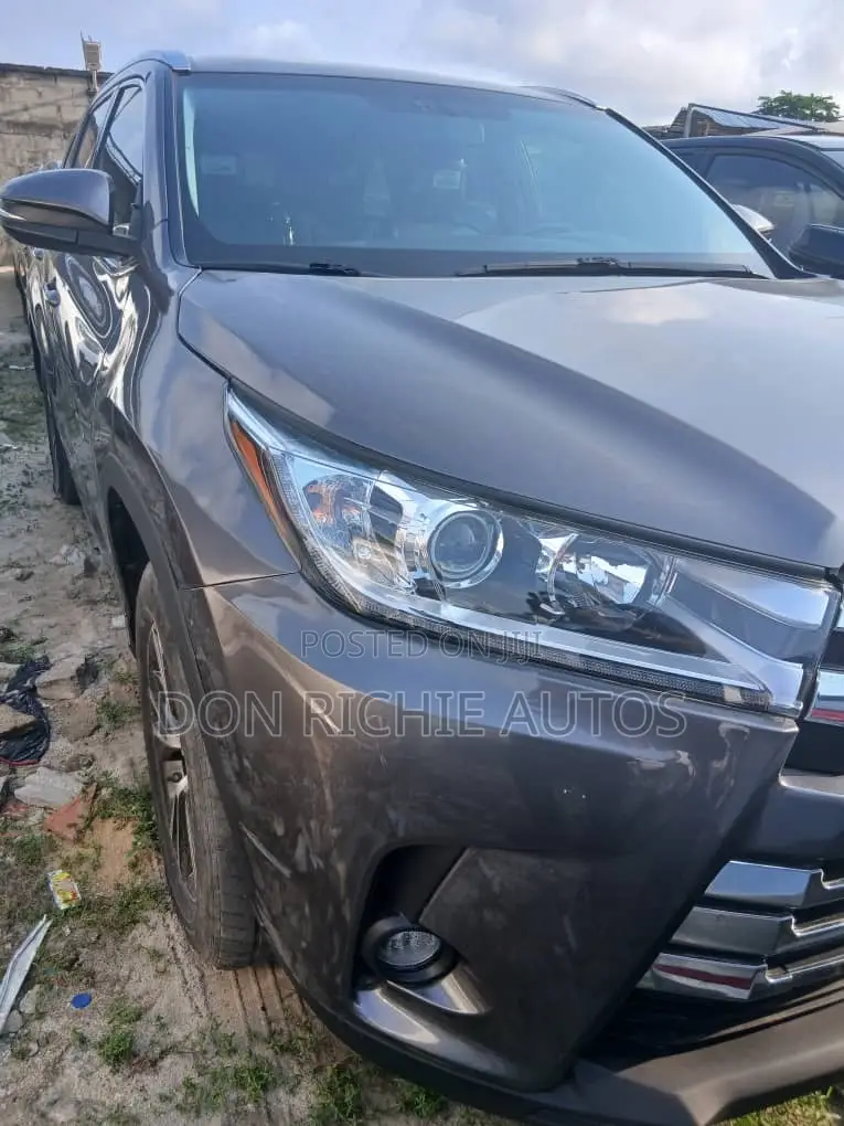 Toyota Highlander 2016 Gray