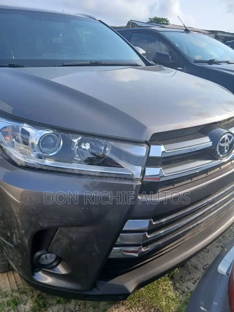 Toyota Highlander 2016 Gray