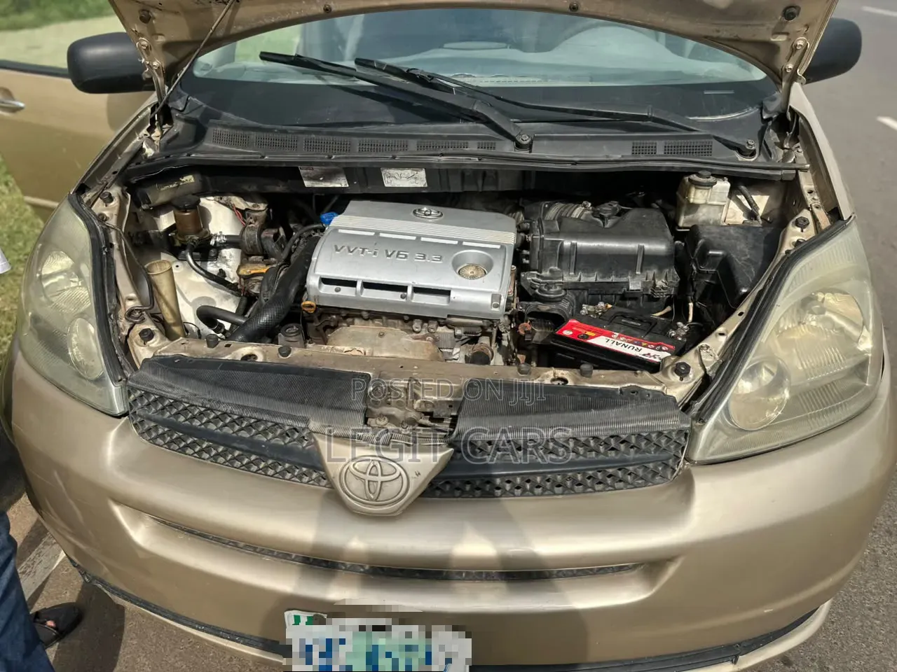 Toyota Sienna 2006 Gold