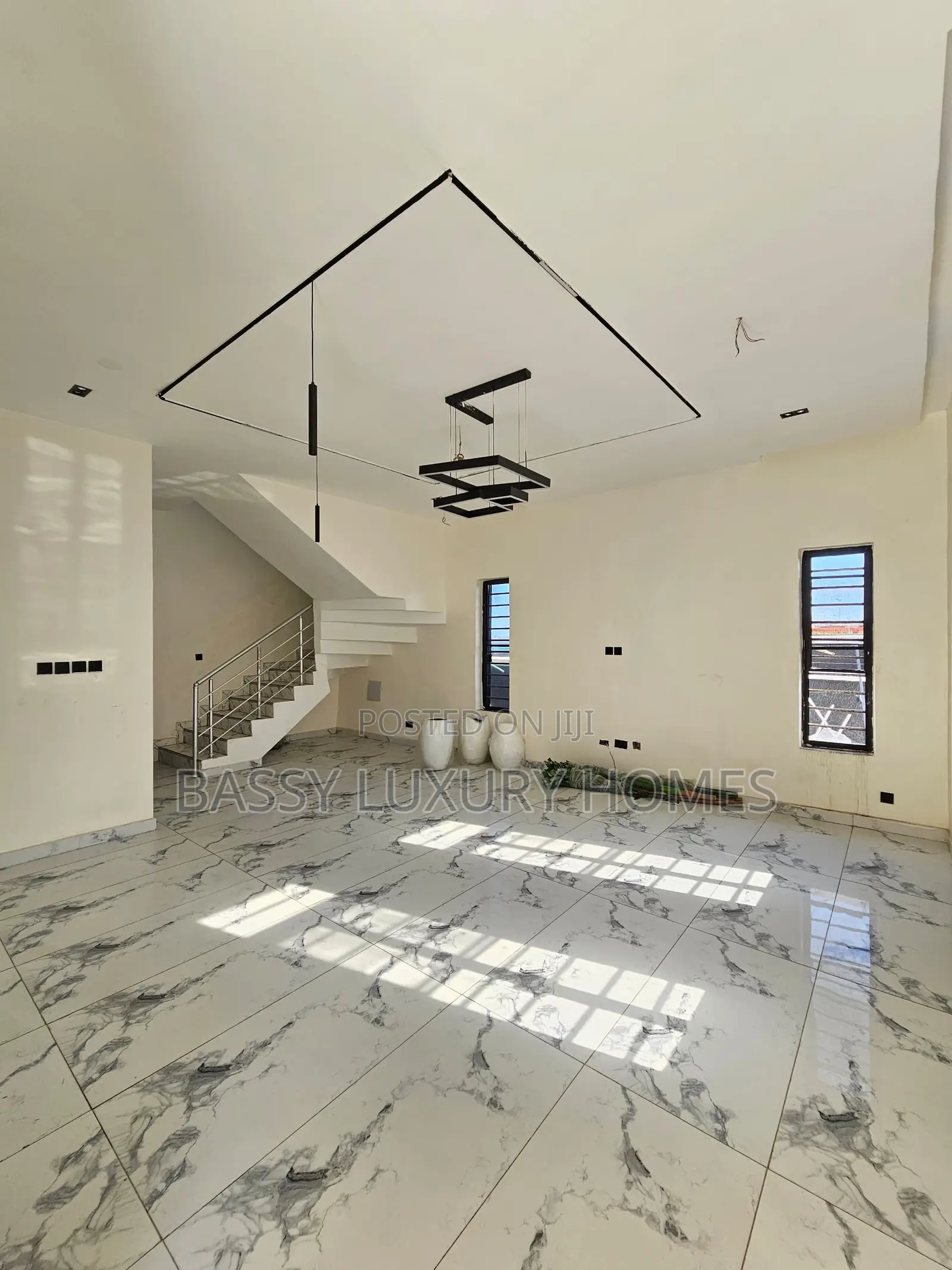 5bdrm Duplex in Lekki for sale