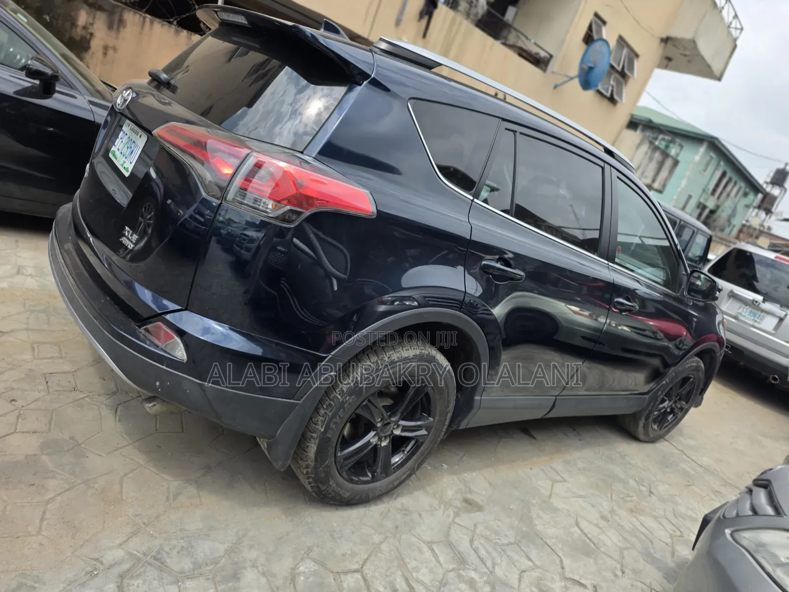 Toyota RAV4 2016 Blue