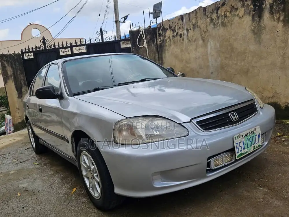 Honda Civic LX 2dr Coupe (1.7L 4cyl 5M) 2001 Silver