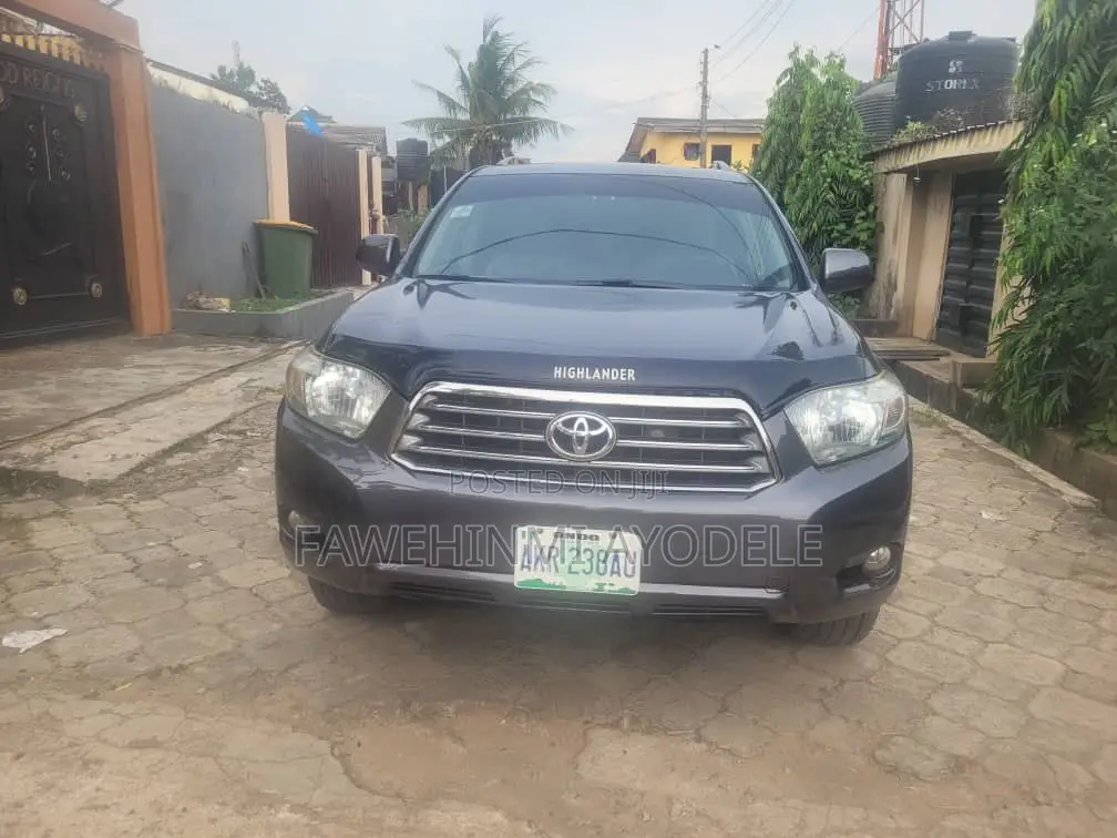 Toyota Highlander 4x4 2007 Gray