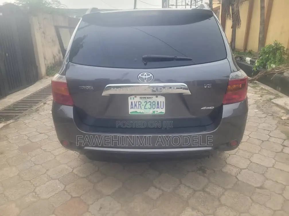 Toyota Highlander 4x4 2007 Gray
