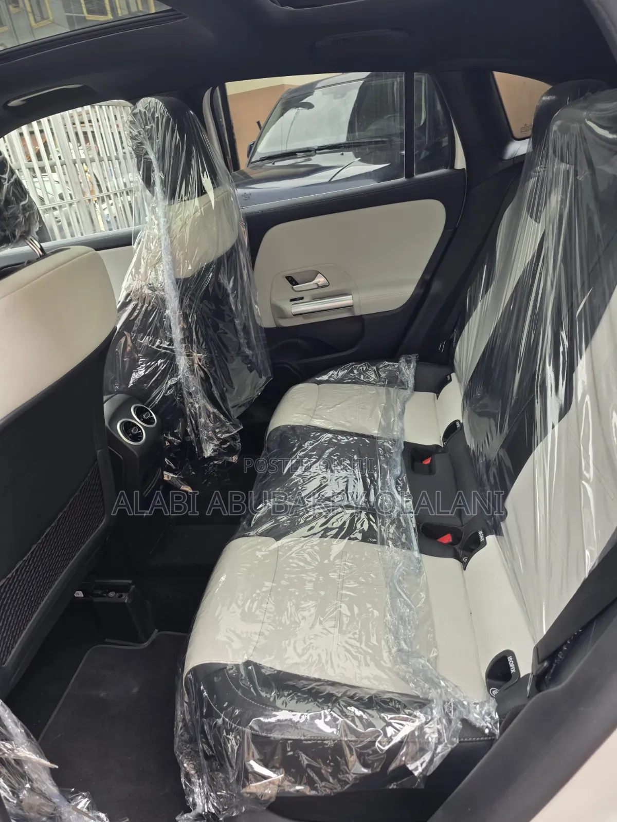 Mercedes-Benz GLA 250 2023 Off white