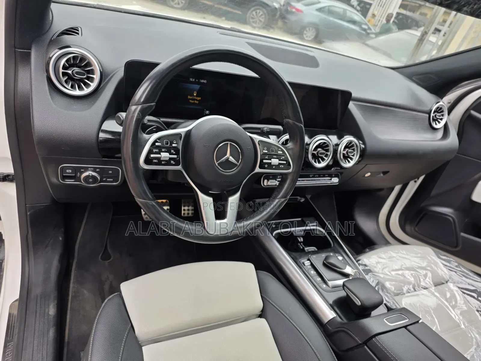 Mercedes-Benz GLA 250 2023 Off white