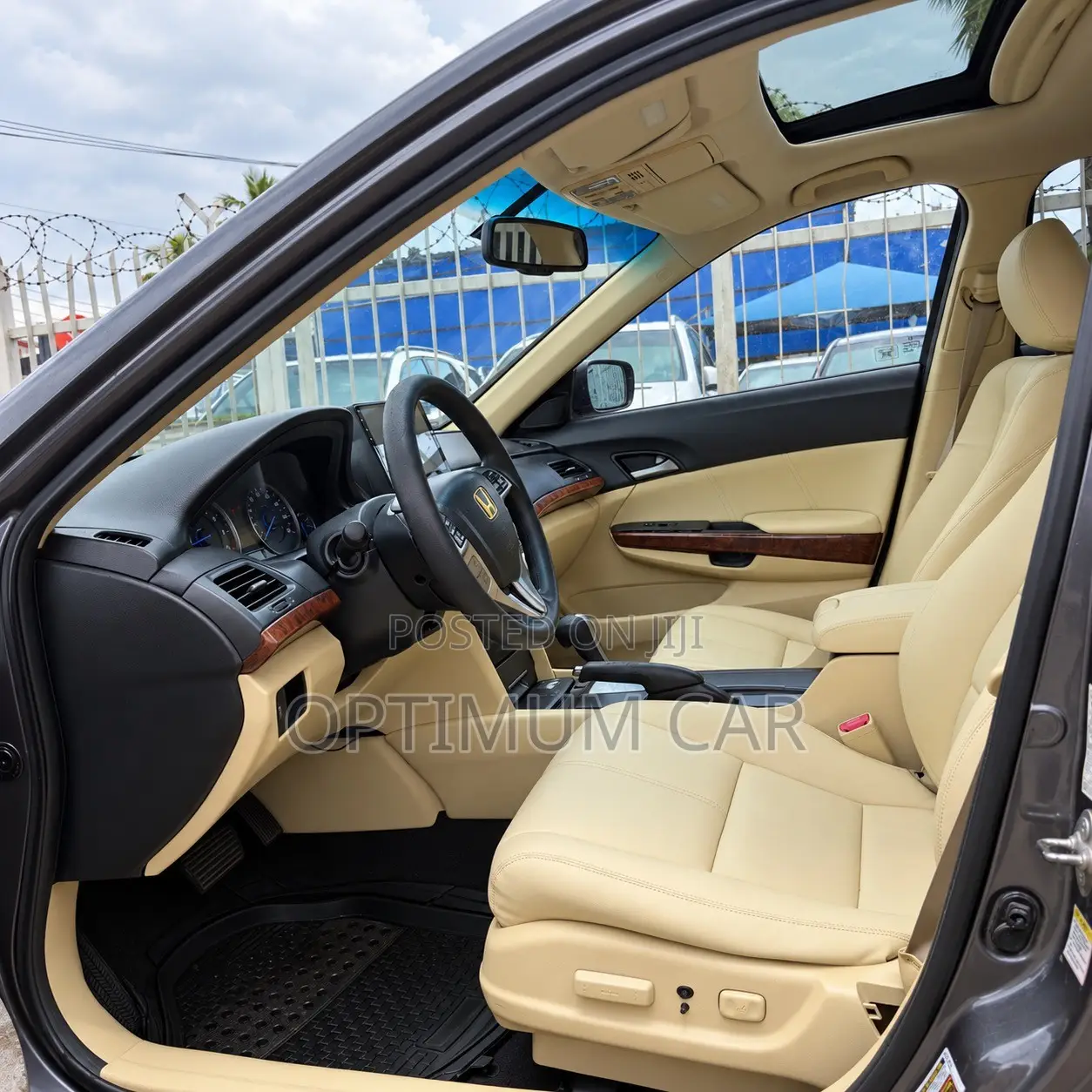 Honda Crosstour 2011 Gray