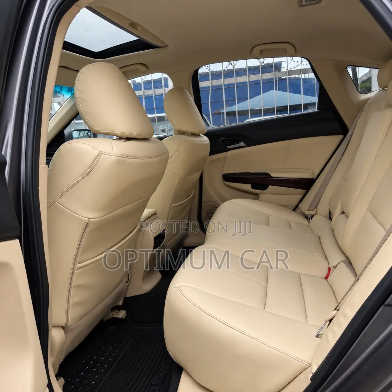 Honda Crosstour 2011 Gray