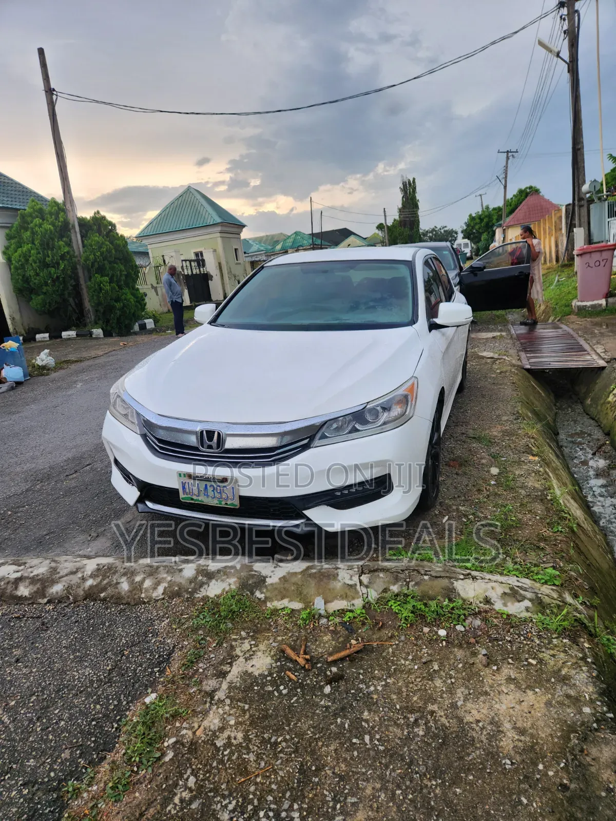 Honda Accord EX-L 4dr Sedan (2.4L 4cyl CVT) 2015 White