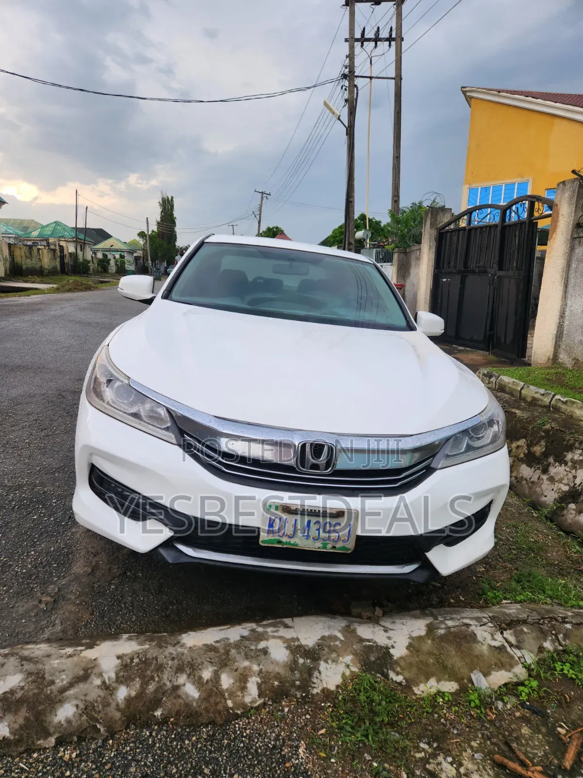 Honda Accord EX-L 4dr Sedan (2.4L 4cyl CVT) 2015 White