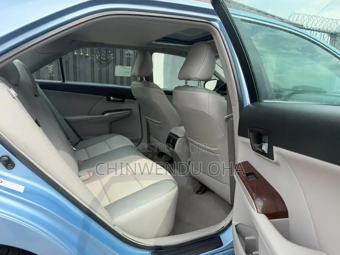 Toyota Camry 2012 Blue