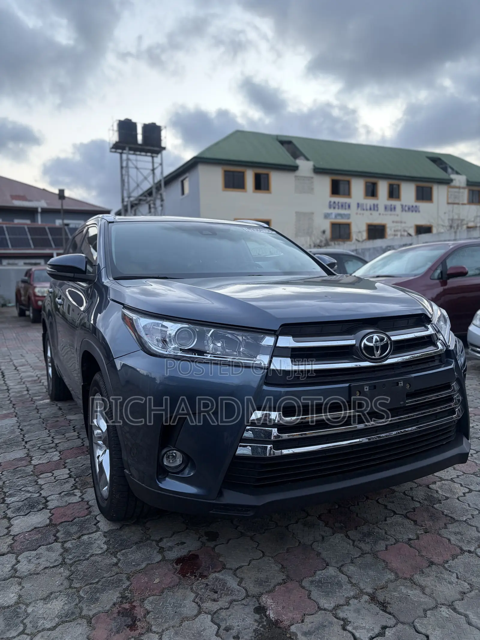 Toyota Highlander Limited 2019 Blue