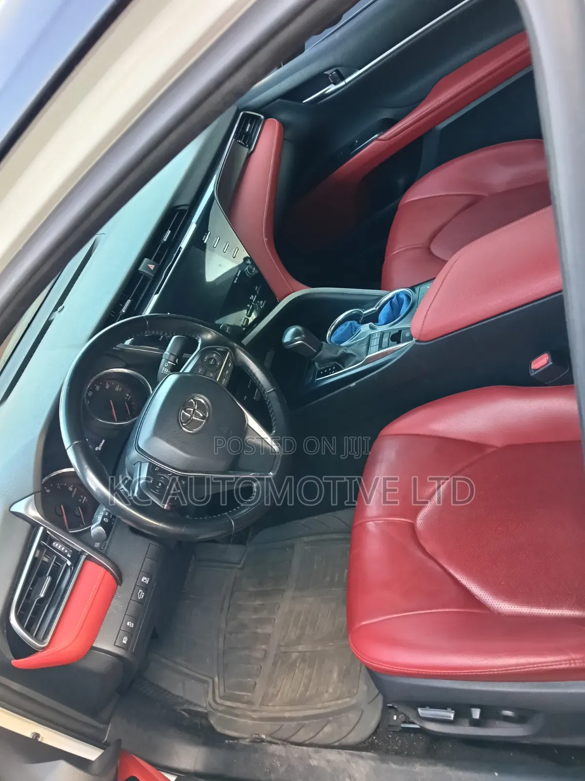 Toyota Camry 2020 White