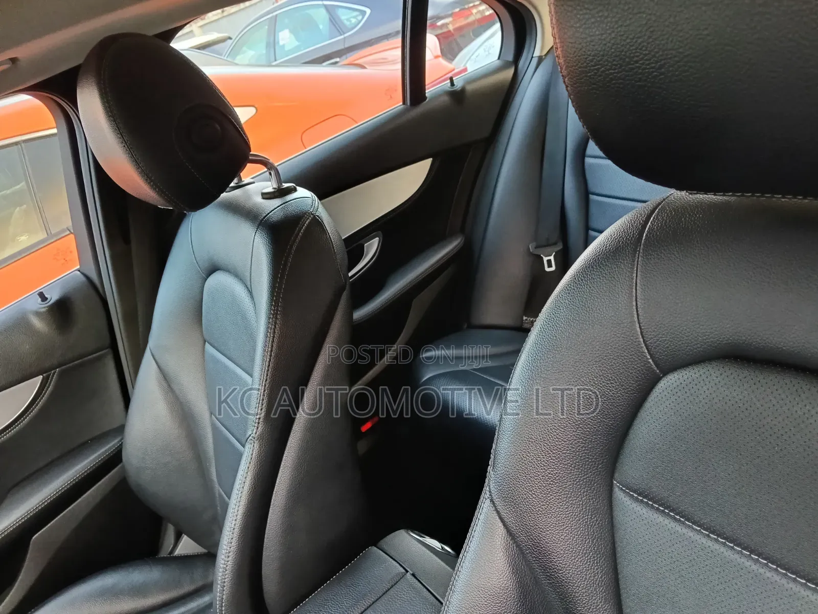 Mercedes-Benz C300 2016 Silver