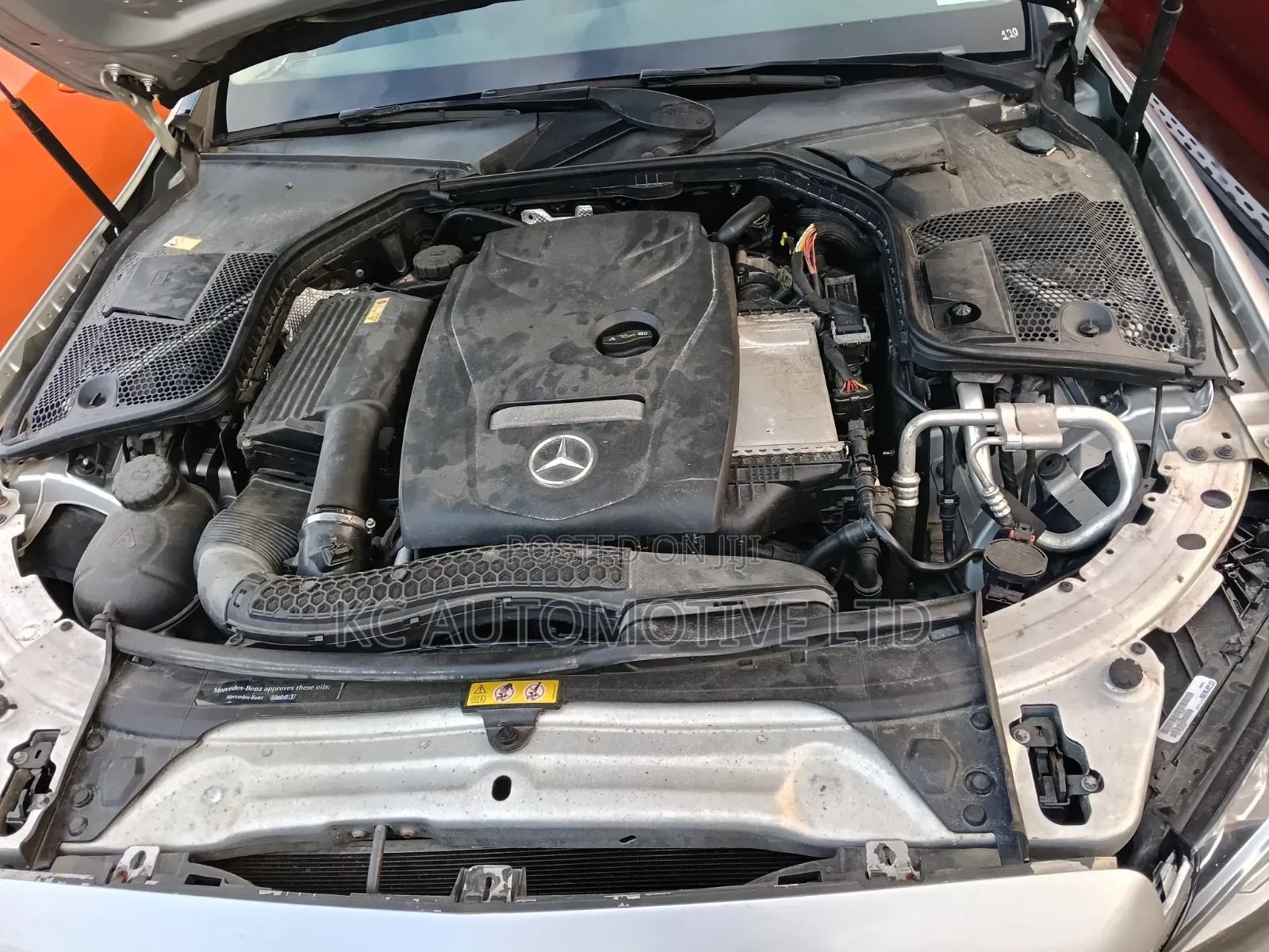 Mercedes-Benz C300 2016 Silver