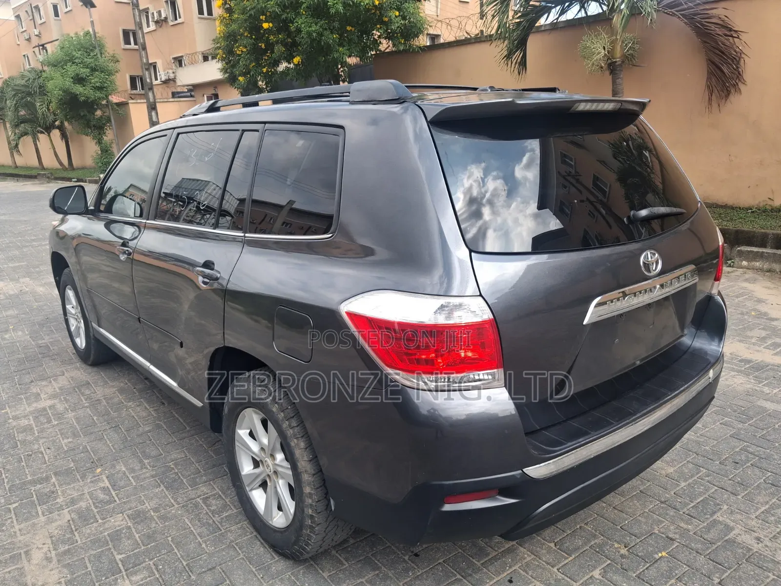 Toyota Highlander 2011 Gray