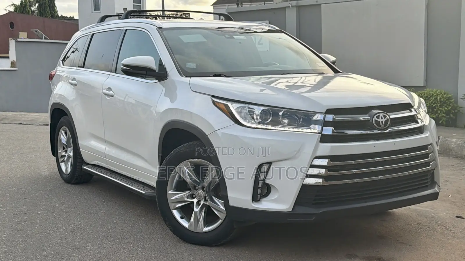 Toyota Highlander Limited 4dr SUV AWD (3.5L 6cyl 6A) 2015 White