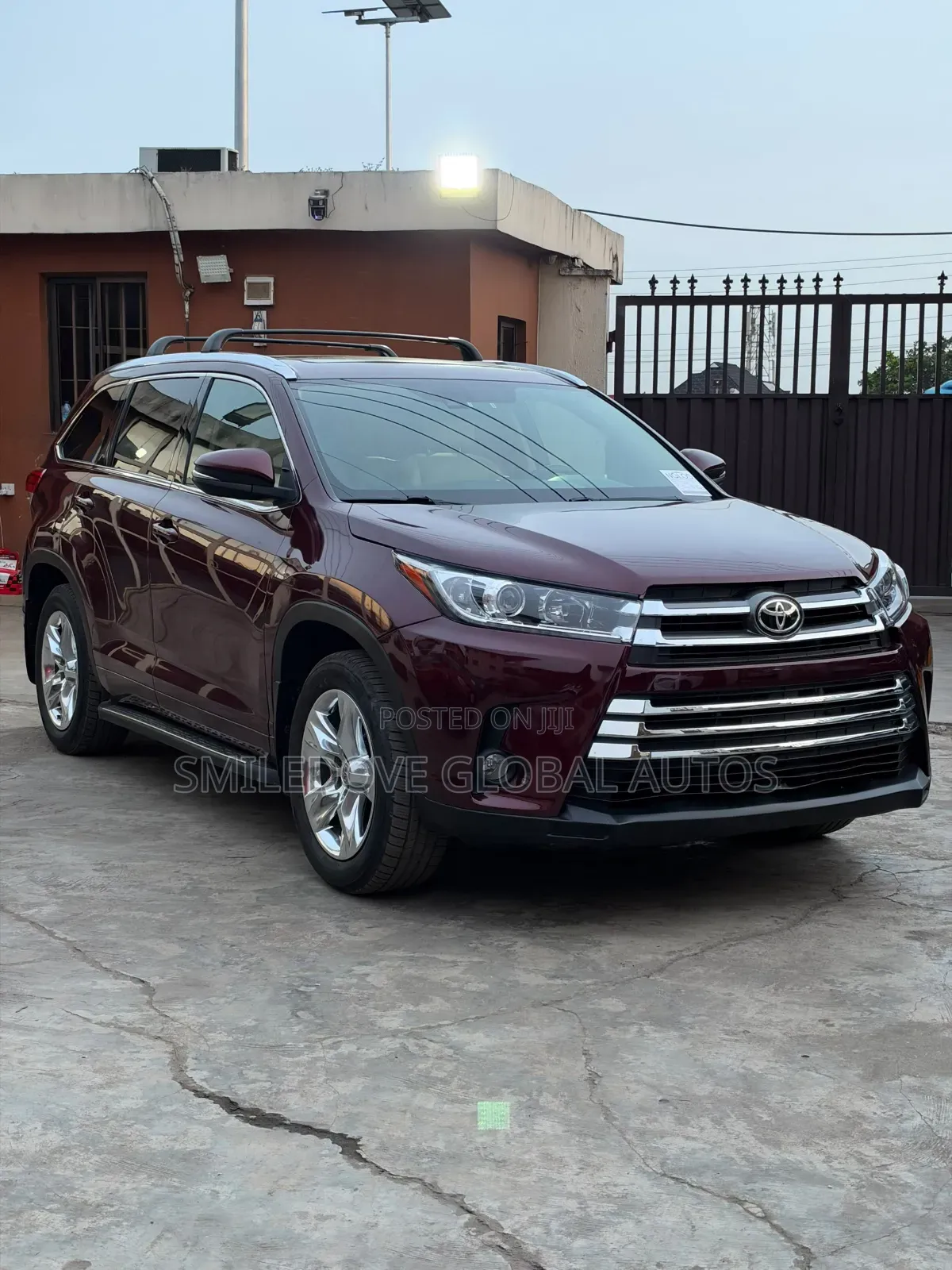 Toyota Highlander Limited Platinum 4dr SUV AWD (3.5L 6cyl 6A) 2015