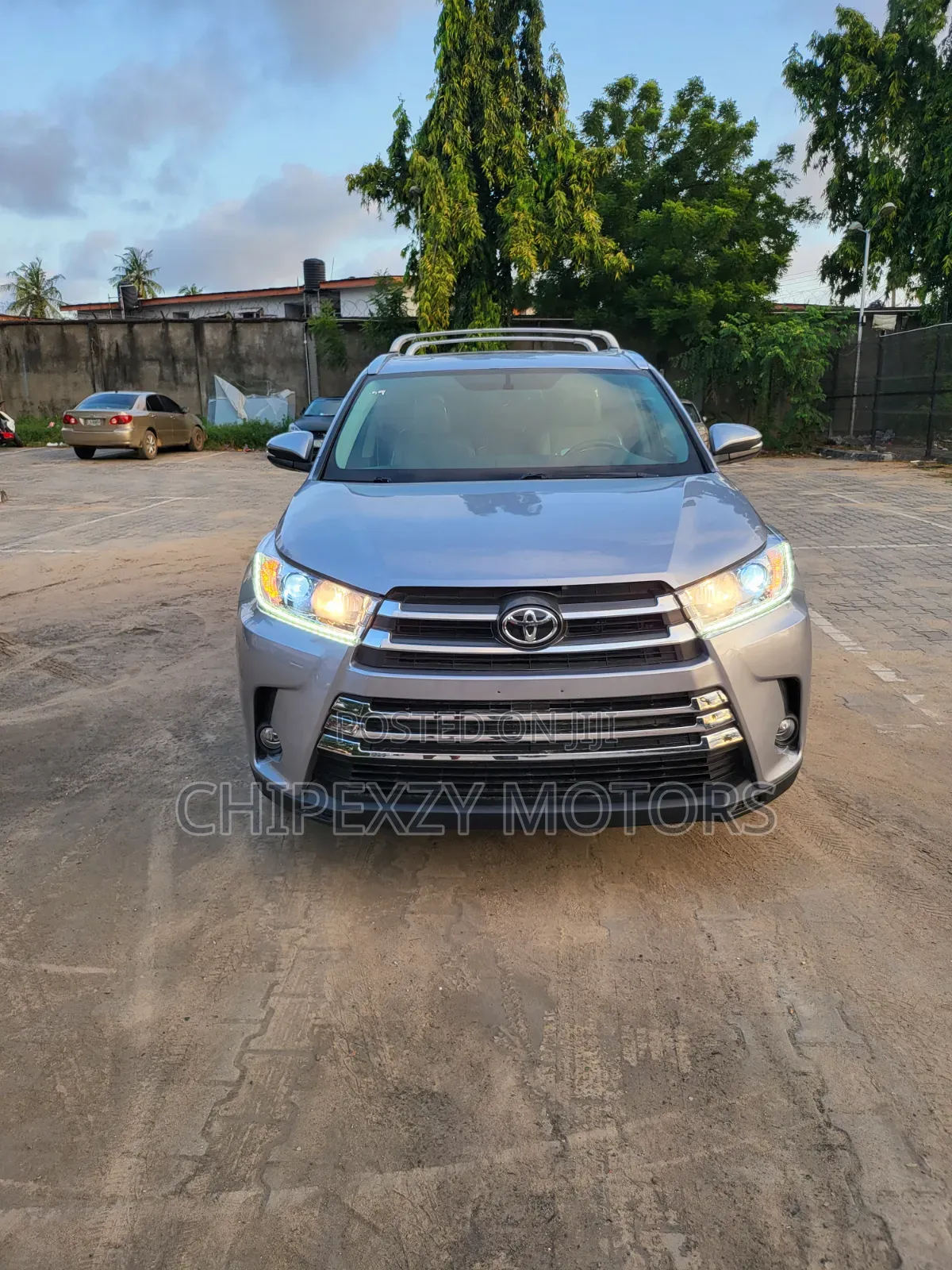 Toyota Highlander Limited V6 4x4 (3.5L 6cyl 6A) 2016 Silver