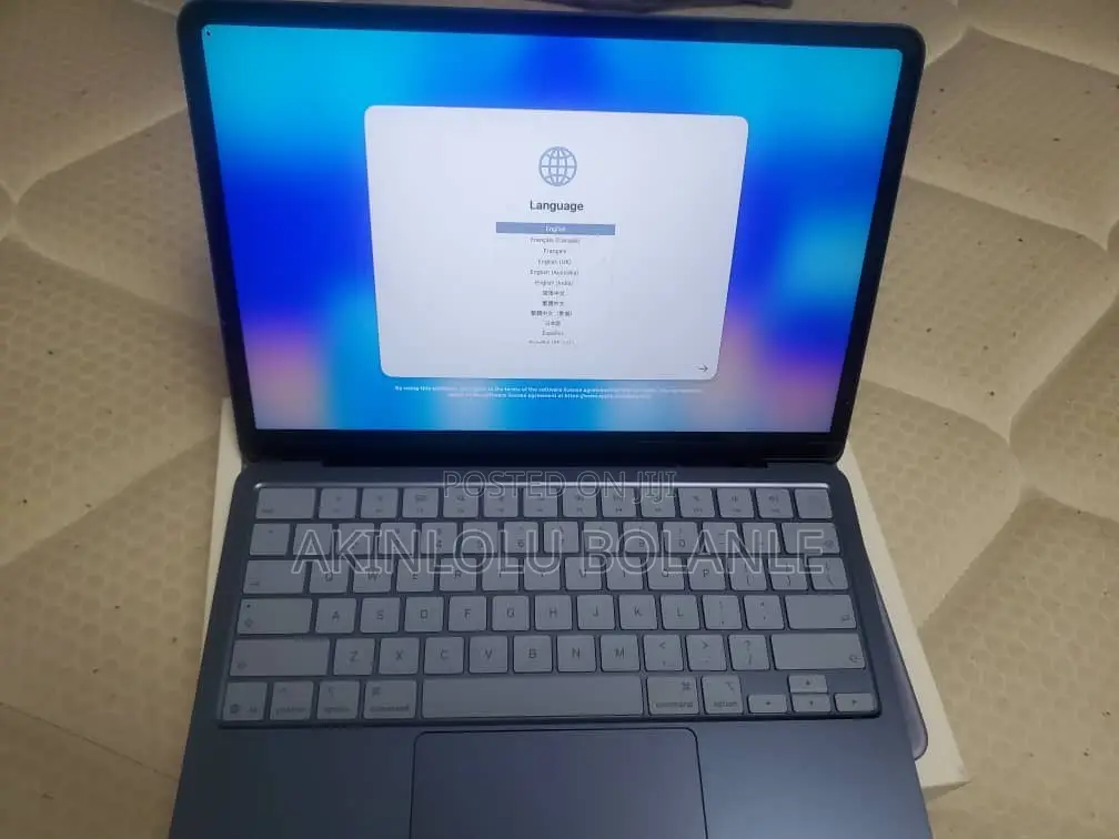 Laptop Apple MacBook Neo 2026 8GB SSD 512GB