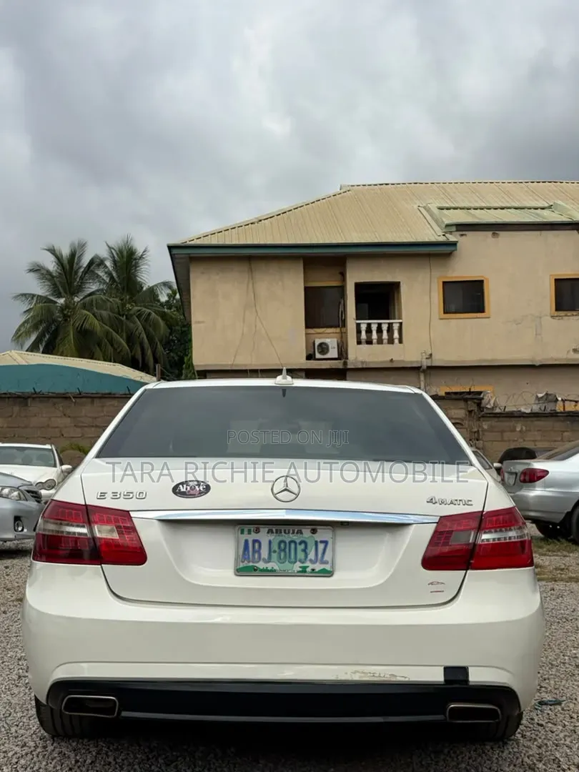 Mercedes-Benz E350 2011 White