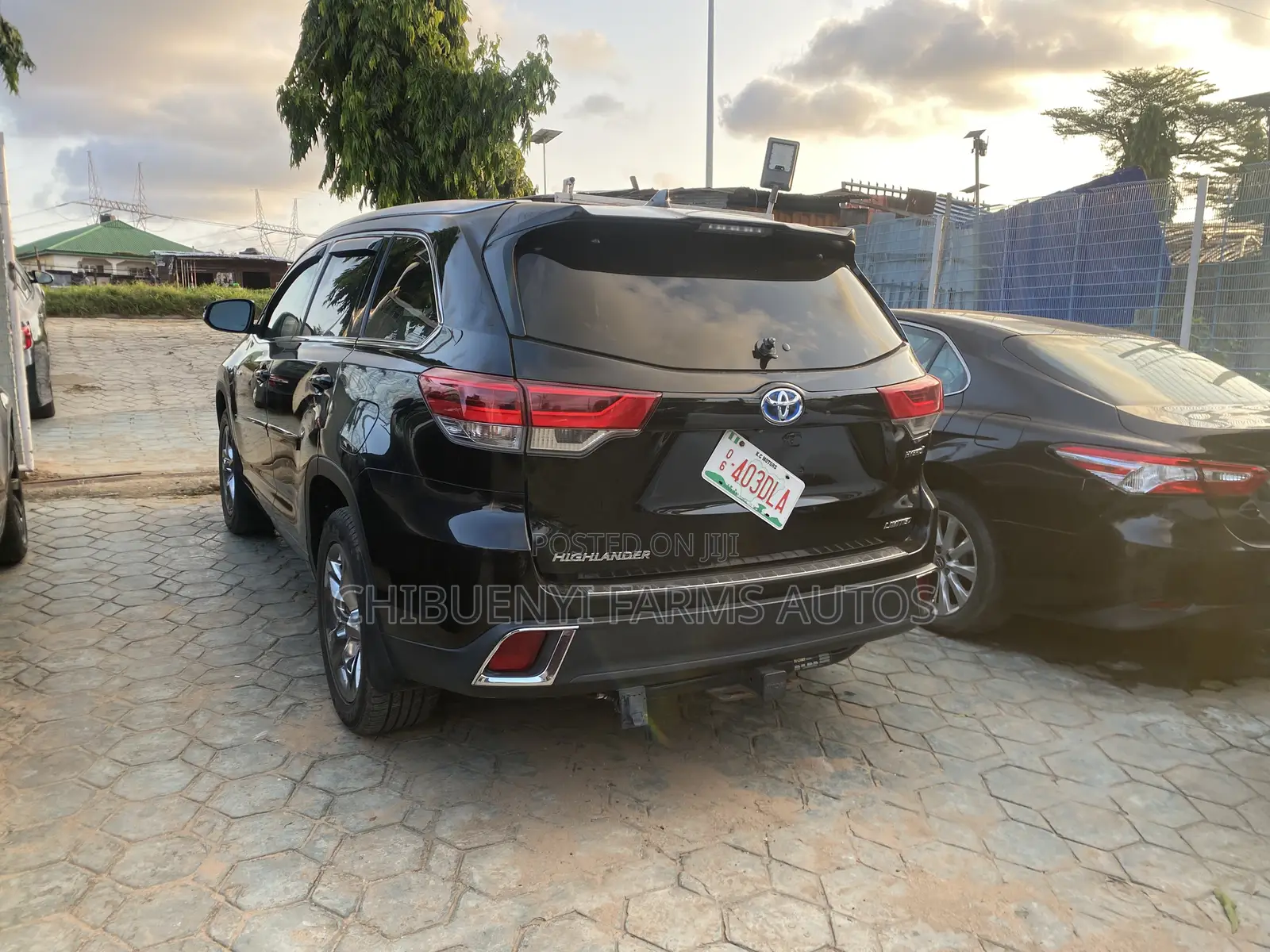 Toyota Highlander Limited Platinum 4x2 V6 (3.5L 6cyl 8A) 2018 Black