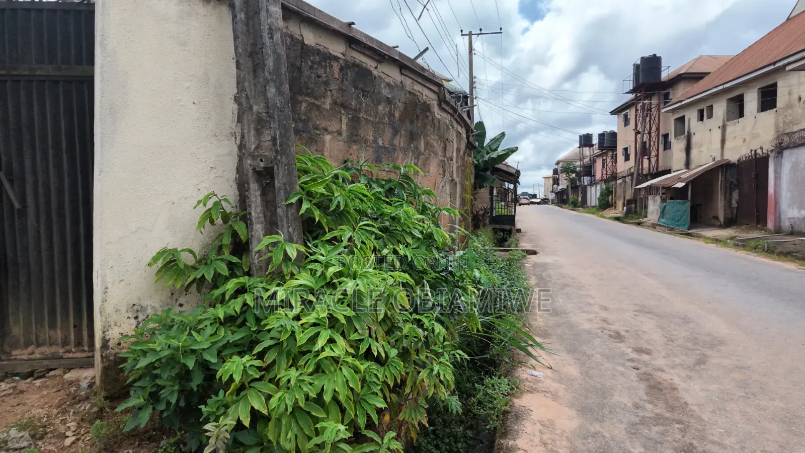3bdrm Bungalow in Agbama Housing, Umuahia for sale