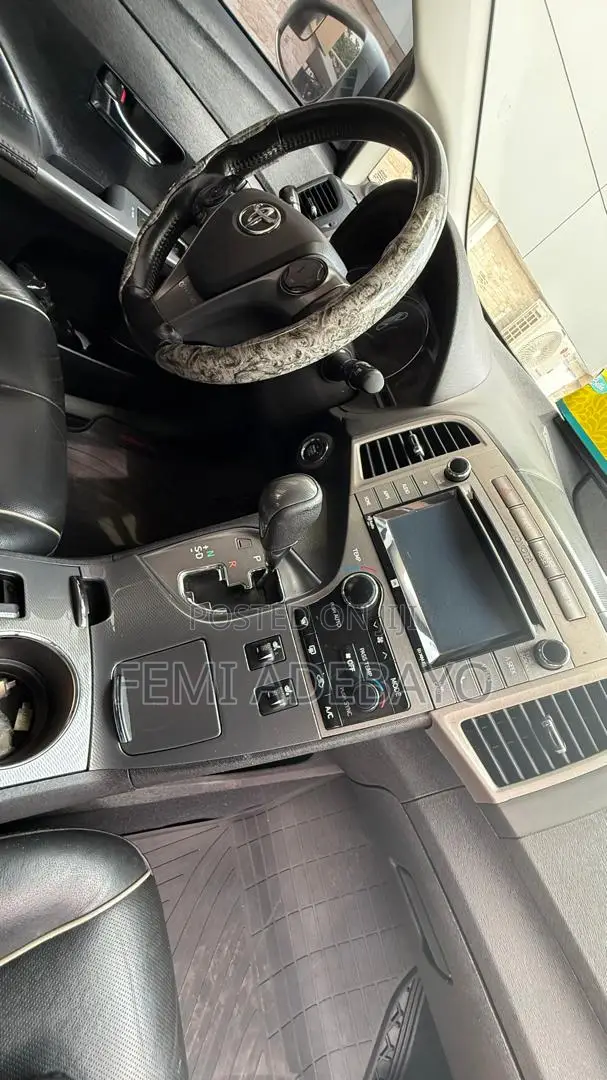 Toyota Venza Limited 2015 Silver