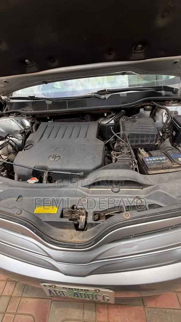 Toyota Venza Limited 2015 Silver