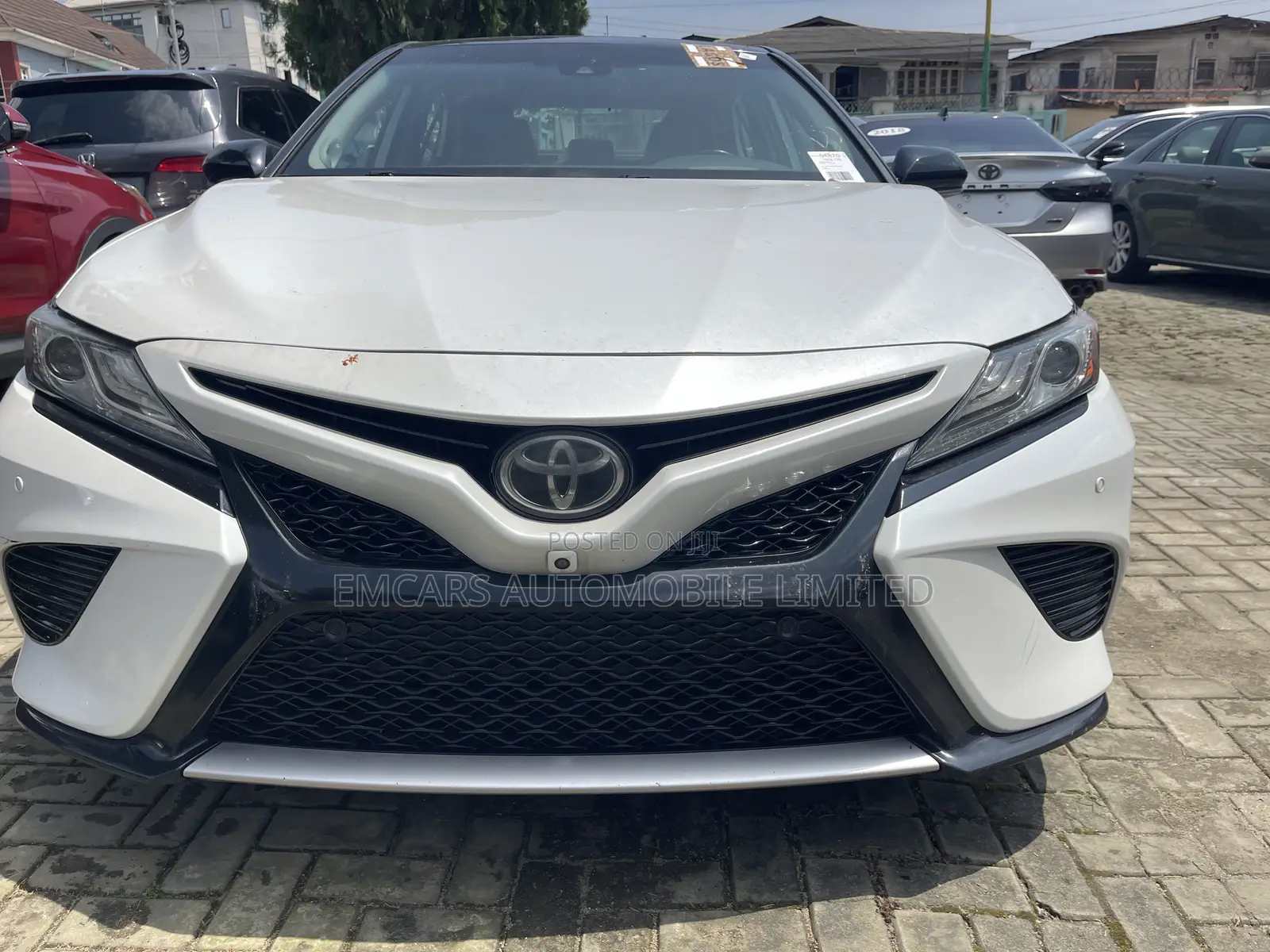 Toyota Camry XSE V6 (3.5L V6 8A) 2019 White