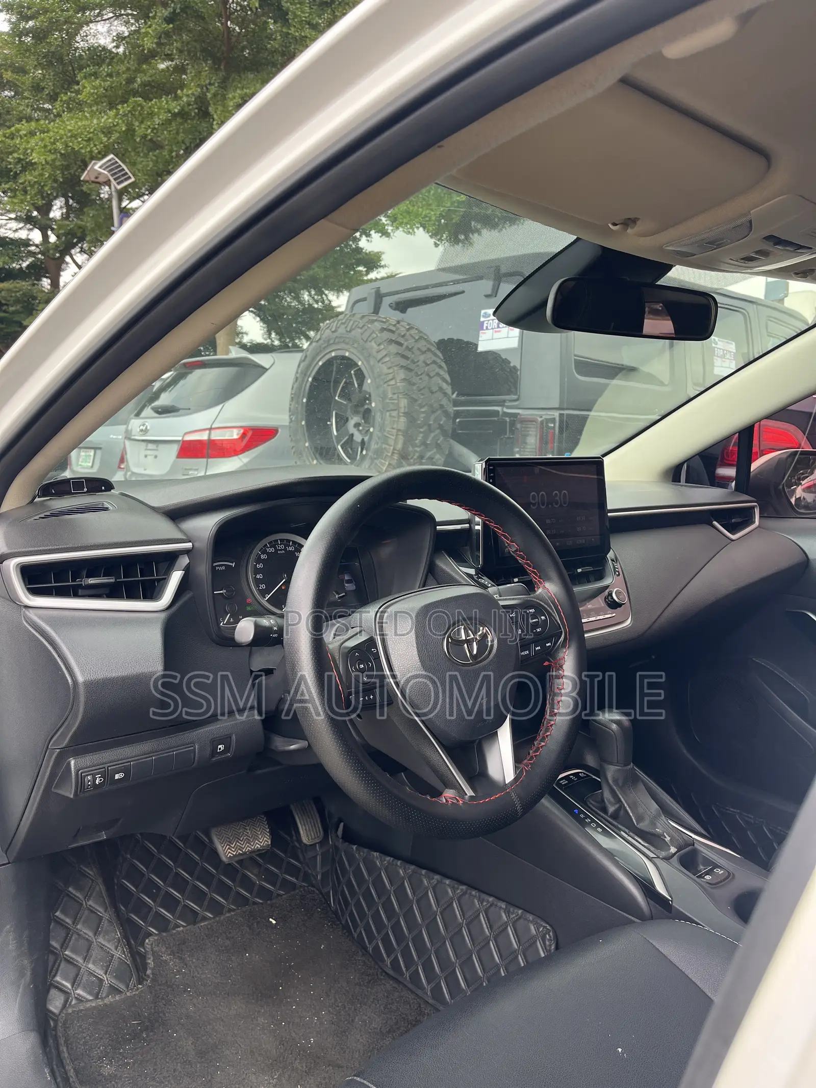 Toyota Corolla 2019 White