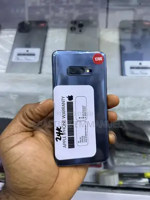 Samsung Galaxy S10e 128 GB Black