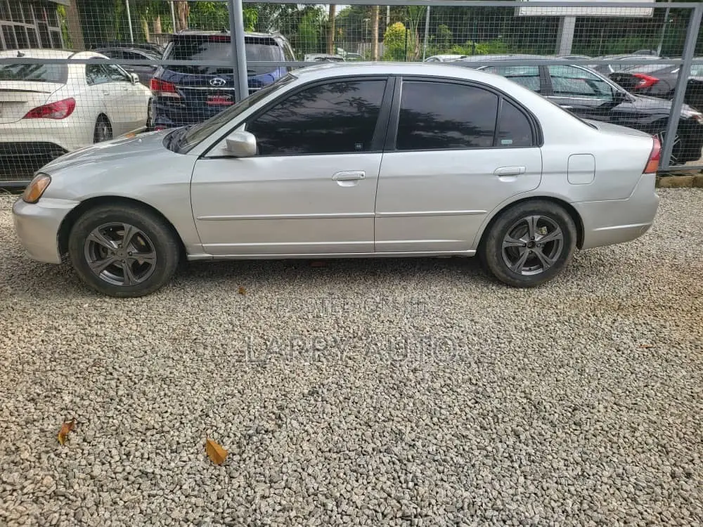Honda Civic 2005 Silver