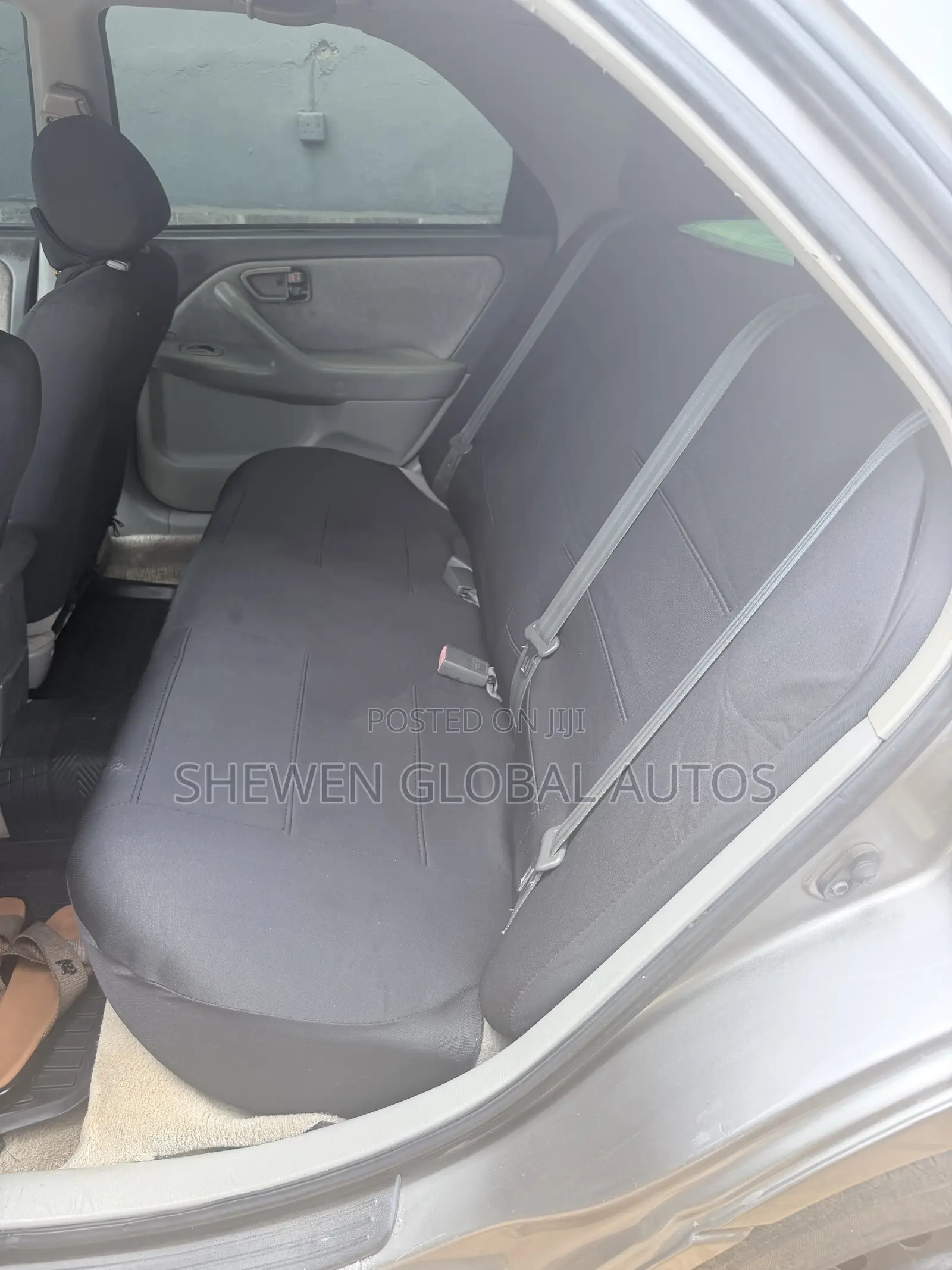 Toyota Camry 2000 Gray