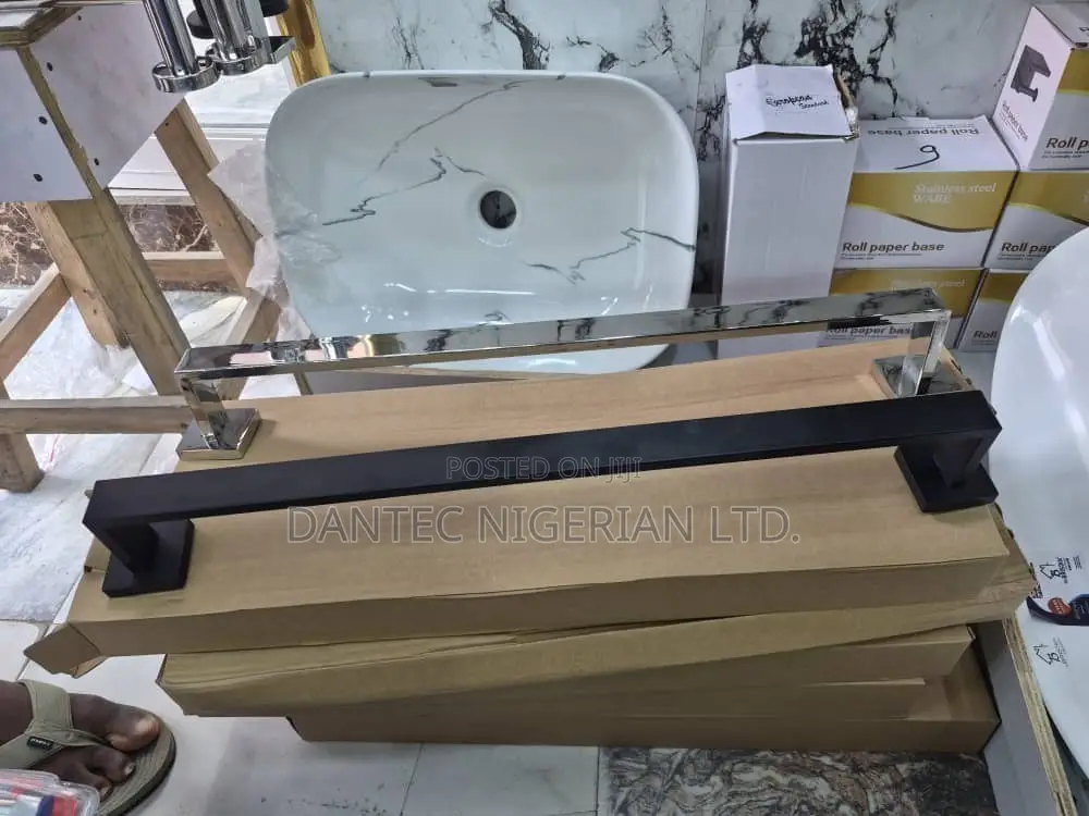70cm Single Towel Rail