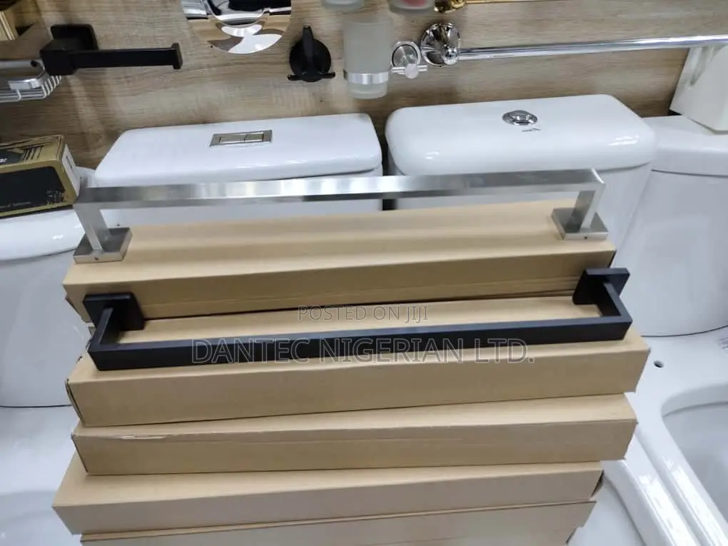 70cm Single Towel Rail