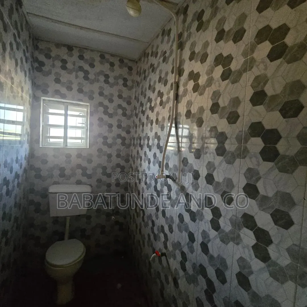 2bdrm Apartment in Moniya for rent