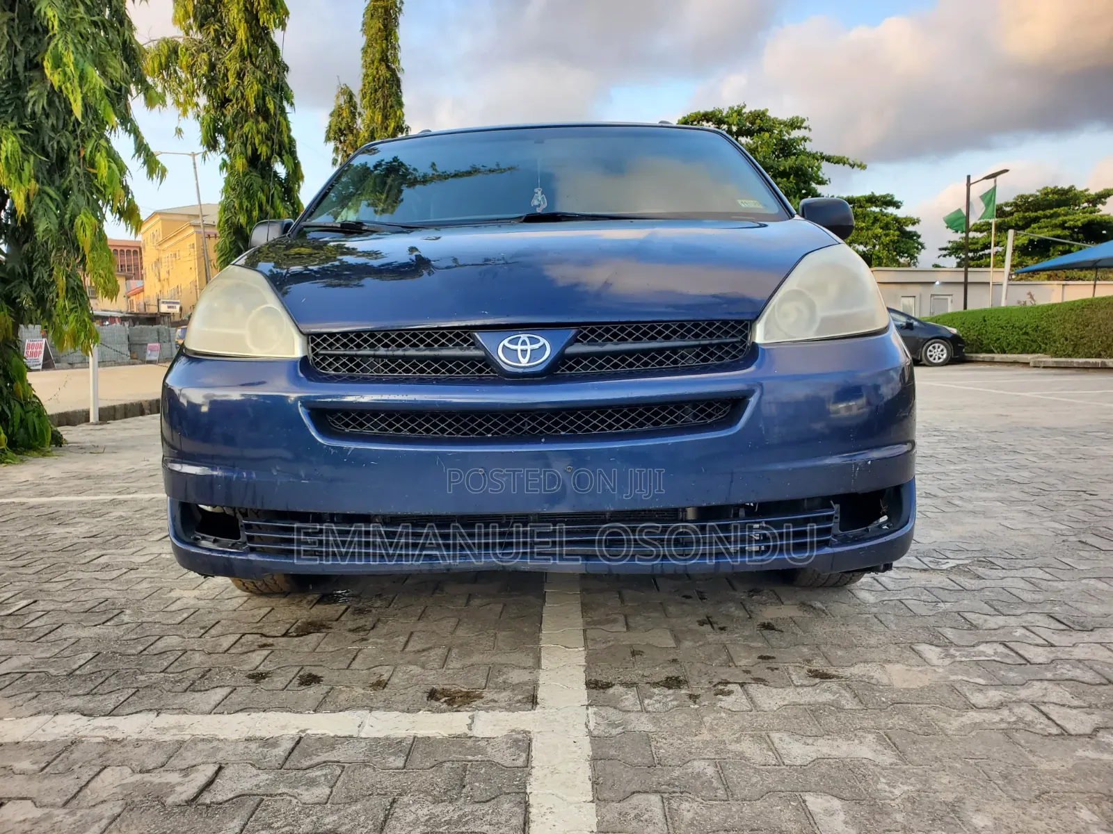 Toyota Sienna 2005 Blue