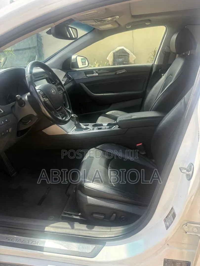 Hyundai Sonata Limited Sedan FWD (2.4L 4cyl 6A) 2017 White