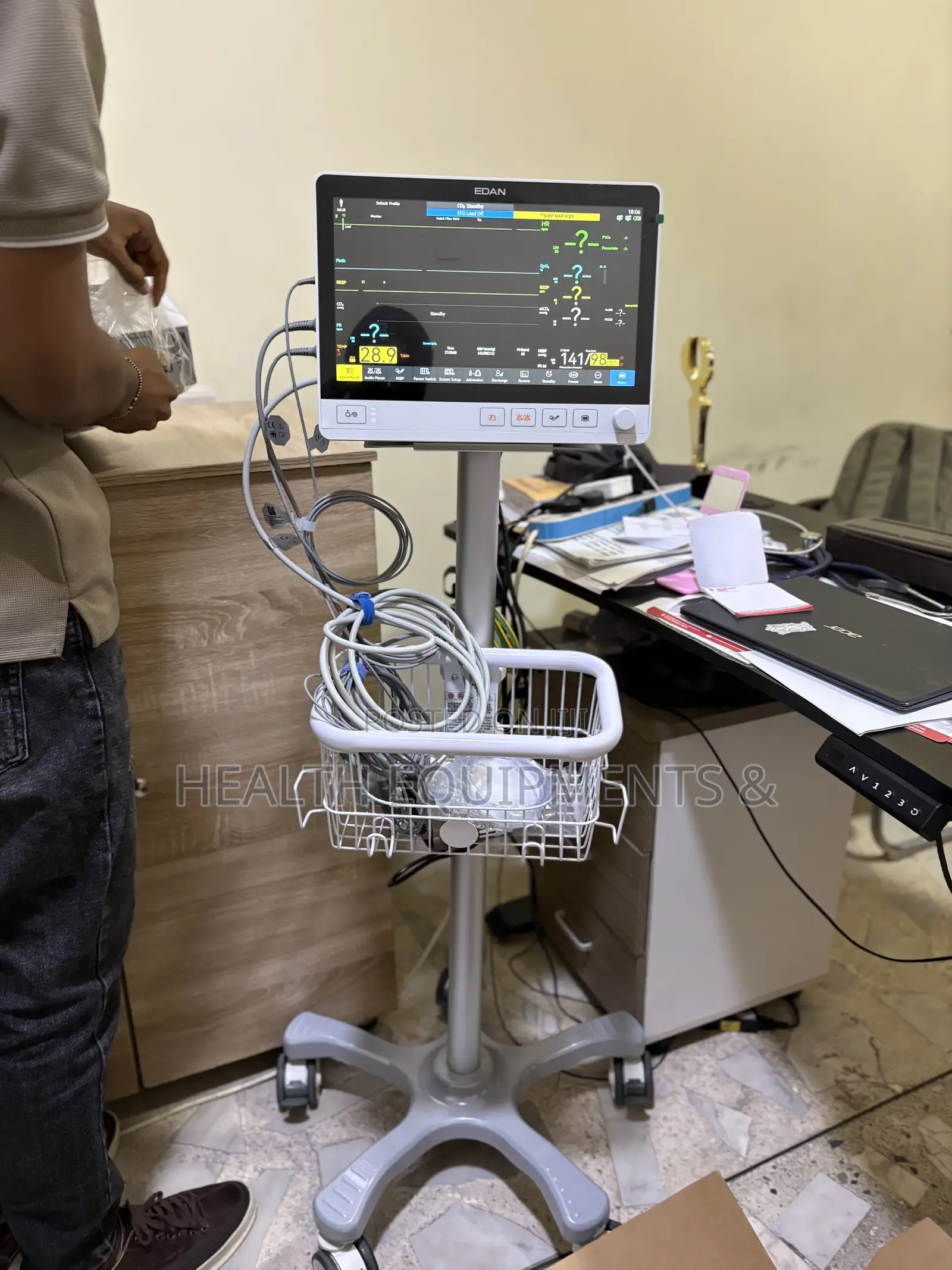 EDAN Patient Monitor Trolley – Mobile Stand With Basket