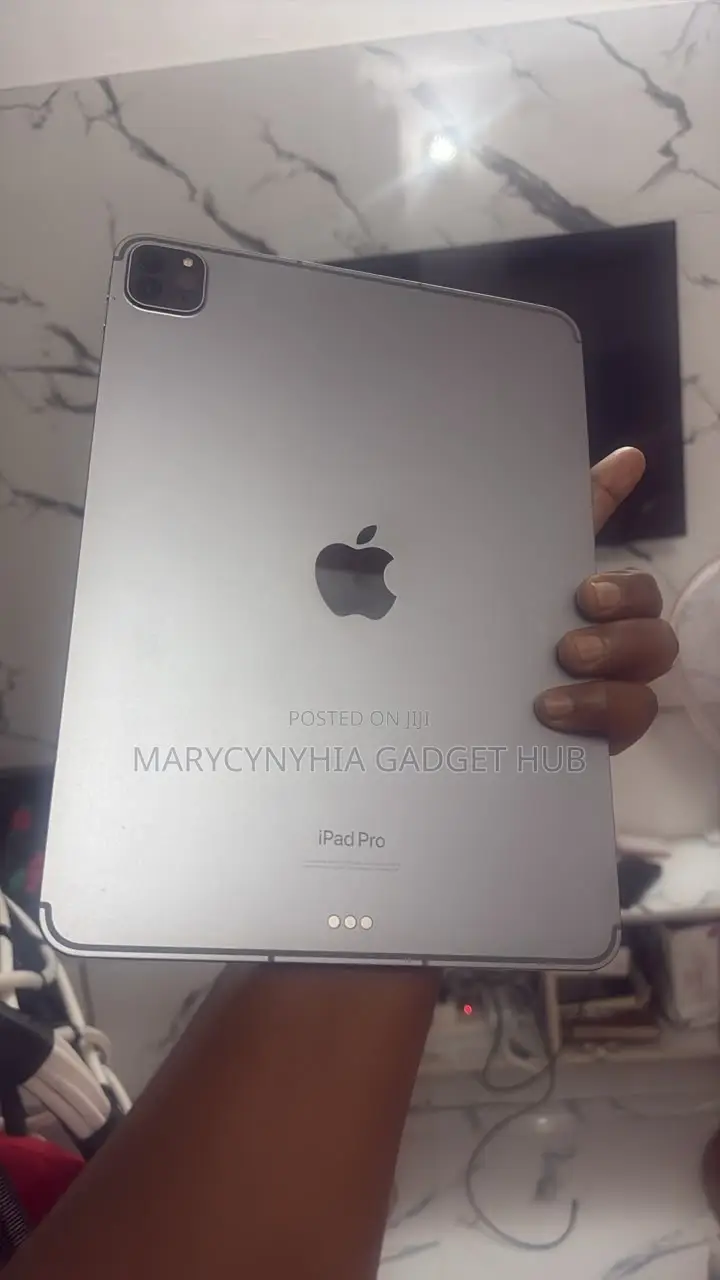 Apple iPad Pro 11 (2025) 512 GB Silver